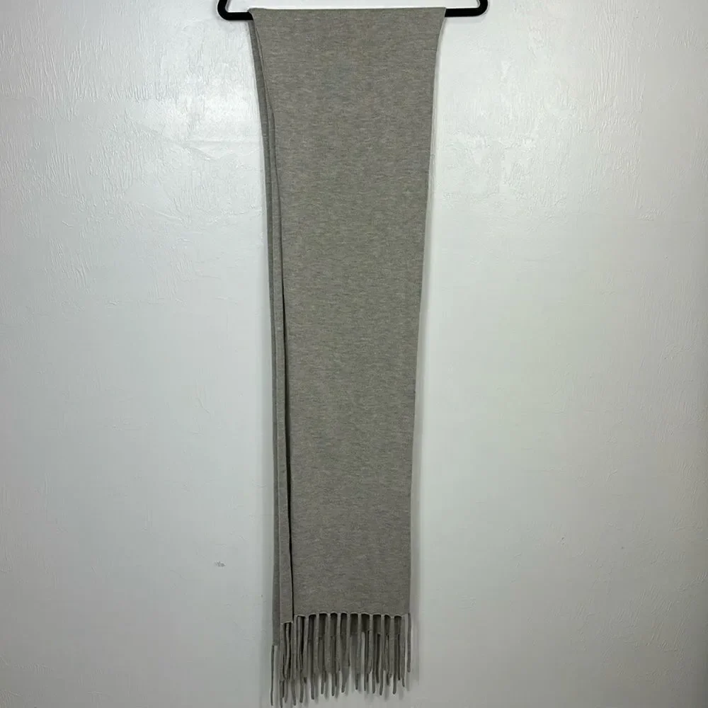 Banana Republic Light Gray Fringe Trim Wool Blend Classic Scarf